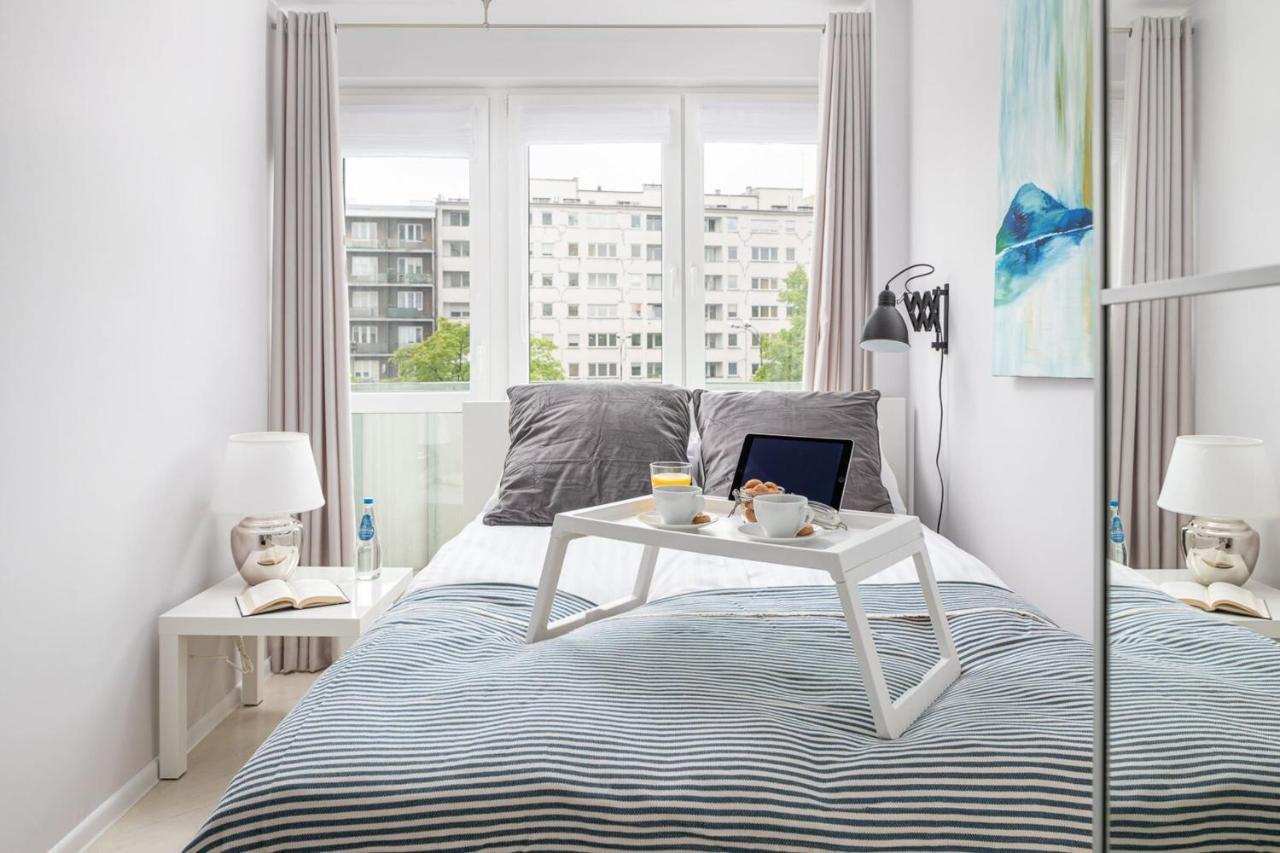 Lägenhet Rent Like - Grójecka 19/25